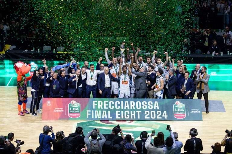 Scopri di più sull'articolo Napoli torna Campione… nel basket