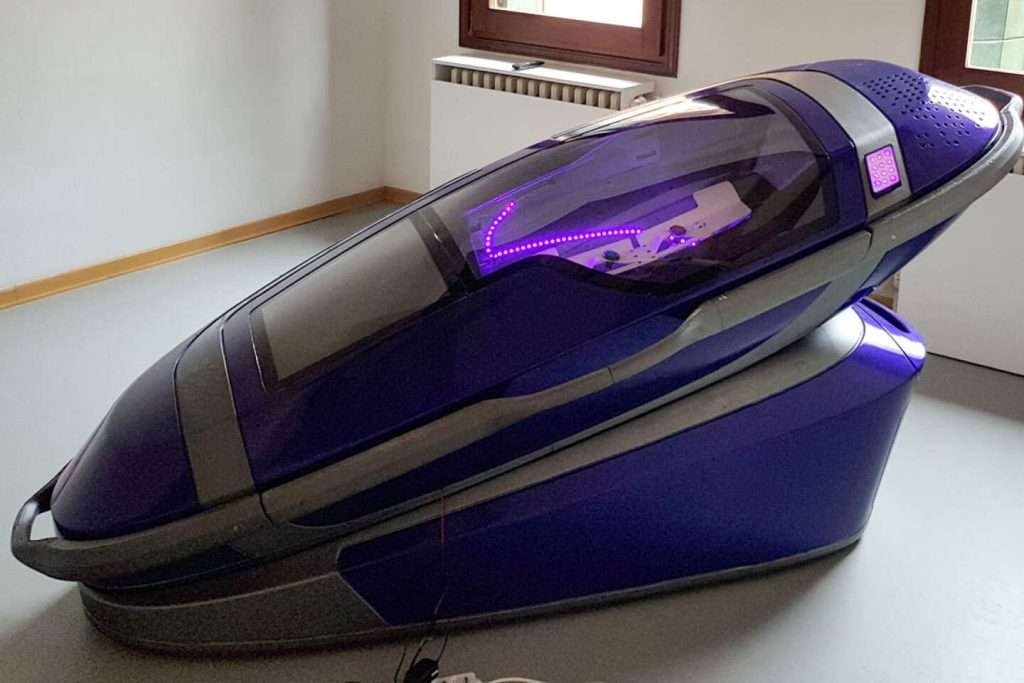 La Suicide Capsule di Futurama adesso è reale: limiti e dilemmi etici in Europa 