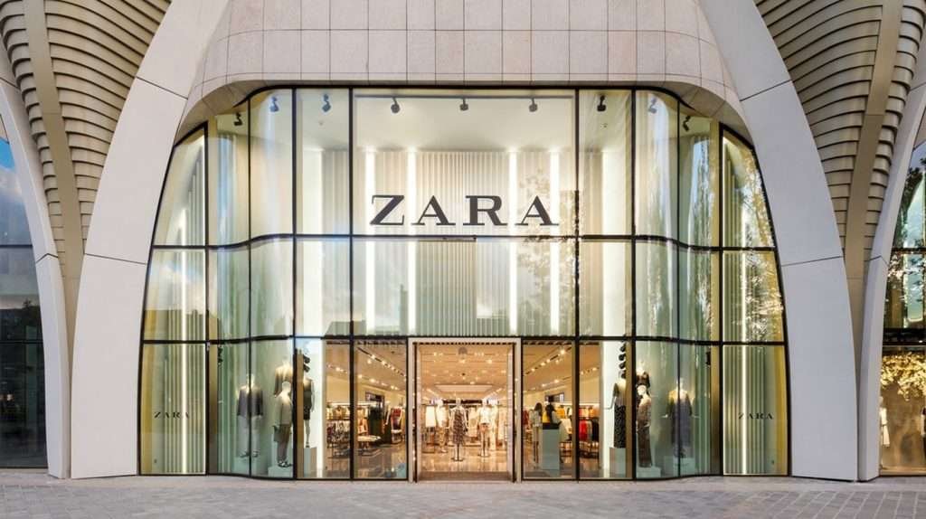 Zara: da brand low cost a brand di lusso