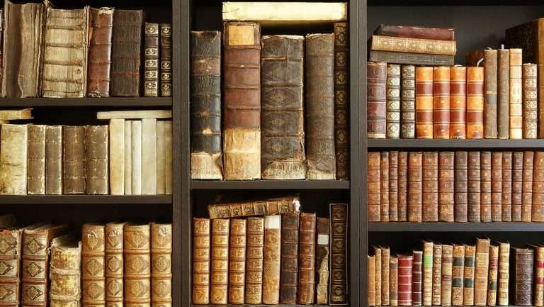 Scopri di più sull'articolo Come sarebbero i Grandi Classici della Letteratura oggi?