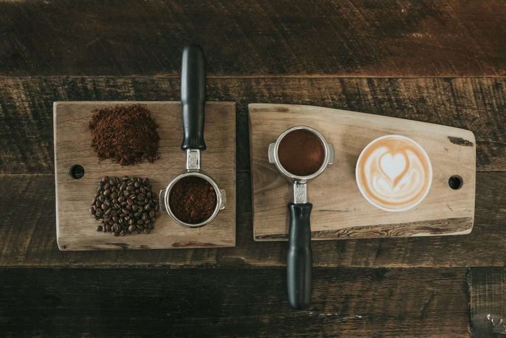 Il caffè: storia, curiosità e il segreto dei nostri lunedì mattina