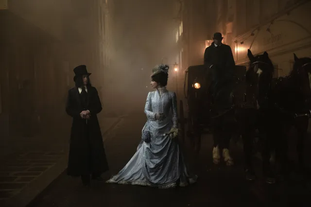 Dracula Luc Besson 2025 scena film
