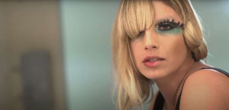 Scopri di più sull'articolo “L’amore non mi basta”: Tiktok riporta in vetta Emma Marrone