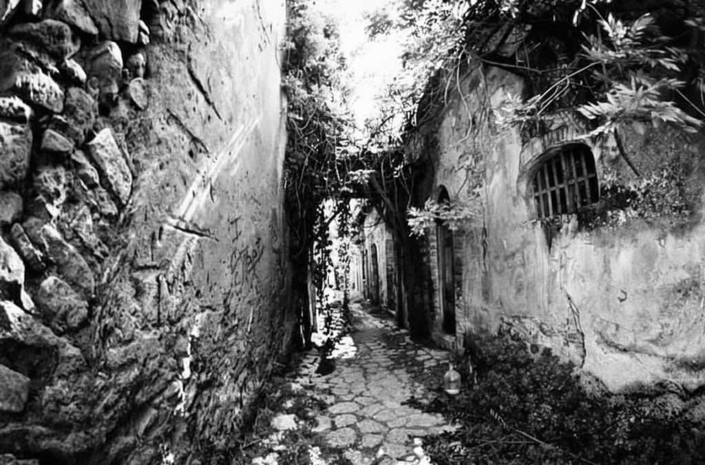apice vecchia storia terremoto benevento ghost town